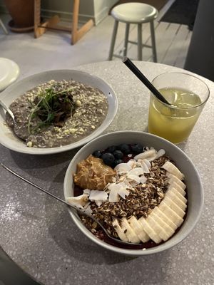acai bowl, mushroom risotto, matcha lemonade  at GRØD in Aarhus
