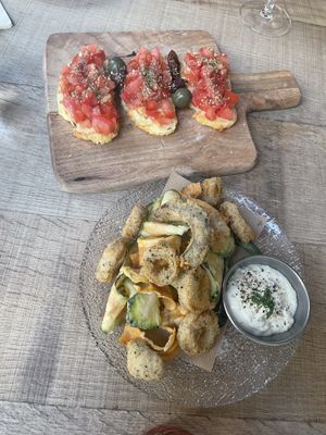 Bruscetta & ‘calimari'  at Spritz in Antwerpen