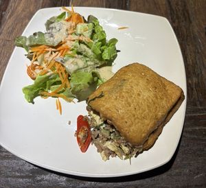 tofu pocket filled with curry  at Shanti Lodge in Bangkok