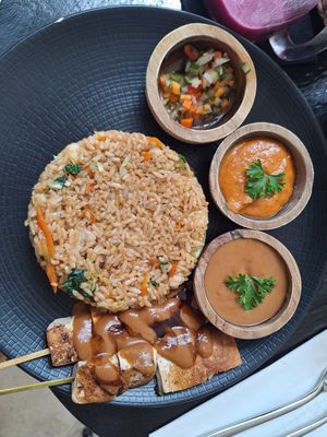 Nasi Goreng vegan with stay tofu skewers #Veganuary at The Place With No Name in Pecatu