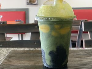 Free your body from unwanted food and toxin at Living Food and Juices in Kingston