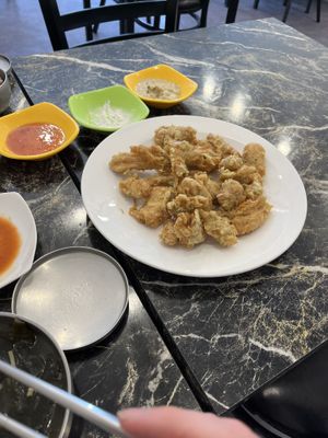 Soy Chicken   at Pyeonhan Jipbap - 편한집밥 in Busan