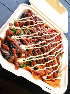 DIRTY SOUTH (BBQ Bowl) at Juice Merchants of Media in Media