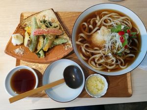 Vegan oroshi, veg tempura at Taiko Udon in Hiroshima