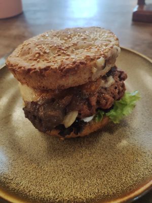 Vegan burger "THE NEW" at Alimentos da Vila in Salvador