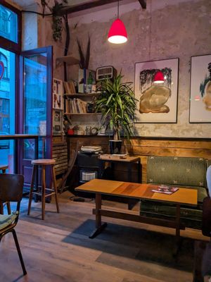 Vibe at Szabad Bisztro in Budapest