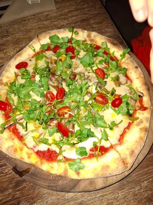 Pizza at La Baracca in Pecatu