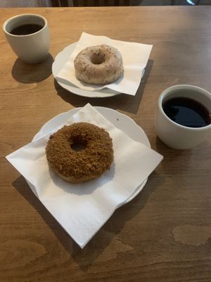 vegan donuts and coffee #Veganuary at MOD Donuts in Warsaw