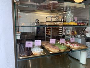 Some varieties are vegan at MOD Donuts in Warsaw