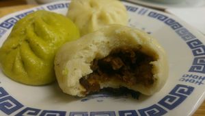 steamed buns at Loving Hut in Tokyo