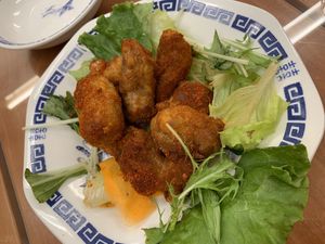 Vegan „chicken wings“  at Loving Hut in Tokyo