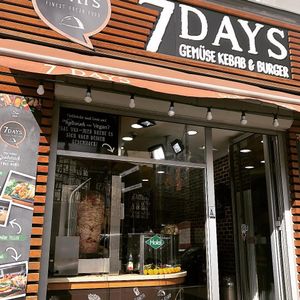 outside view at 7 Days in Berlin