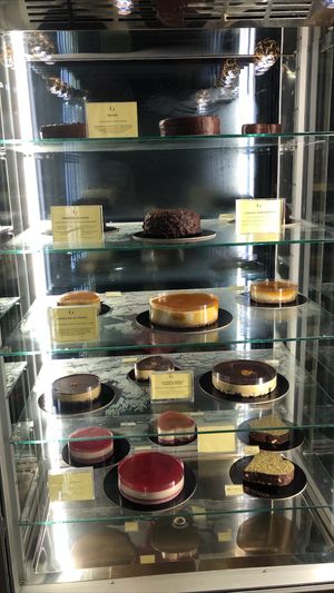 Raw cakes at Grezzo Raw Chocolate in Milan