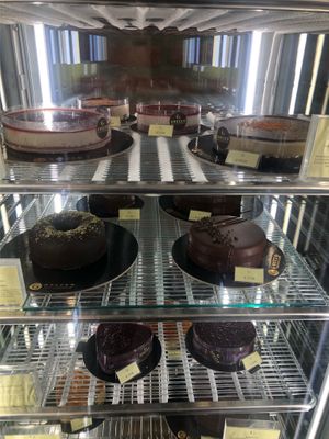 Cakes at Grezzo Raw Chocolate in Milan