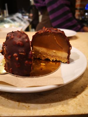 Pistachio bomb at Grezzo Raw Chocolate in Milan