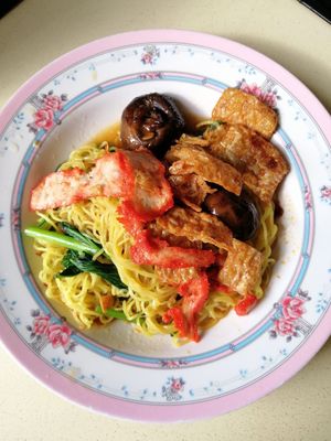 Mushrooms noodles at Tanaka Vegetarian 巧田中素食 - Bukit Gombak in West Singapore