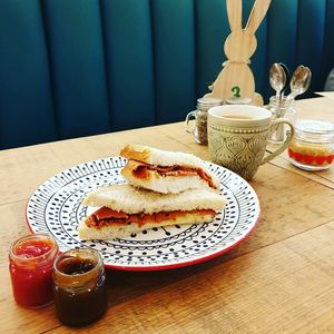 Sausage or bacon sandwich and a cuppa £5.49 at Ultimate Vegan Cafe in Lichfield