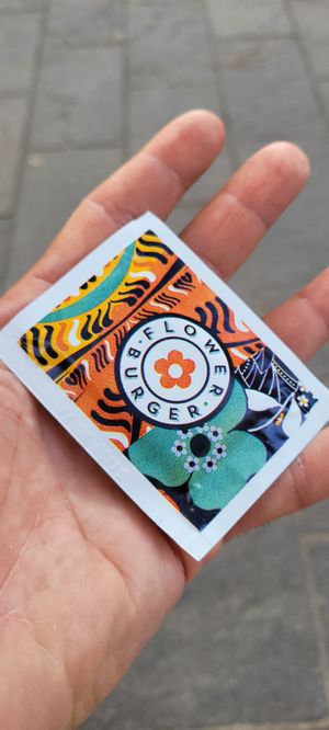 Noch ein Tuch zum Hände saubermachen at Flower Burger in Rimini