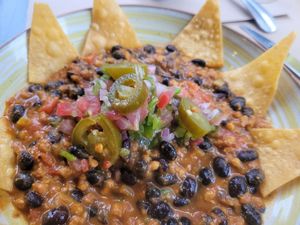 Vegan chili, delightfully spicy at Txinuk in Getxo