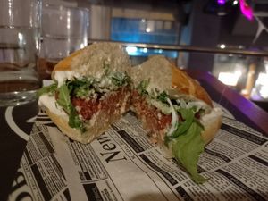Hamburguesa vegana at Txinuk in Getxo