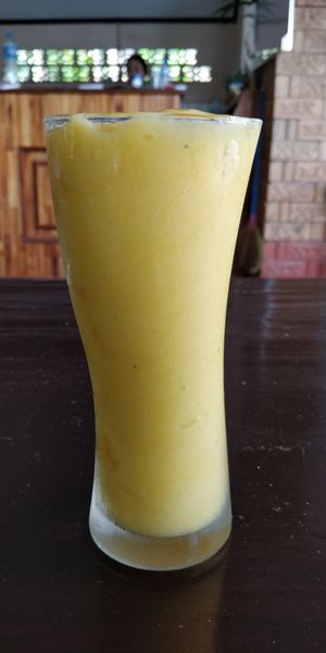 Mango smoothie at Kapphet Vegan in Vang Vieng