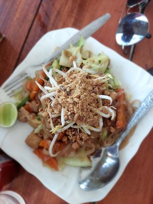 Pad Thai at Kapphet Vegan in Vang Vieng