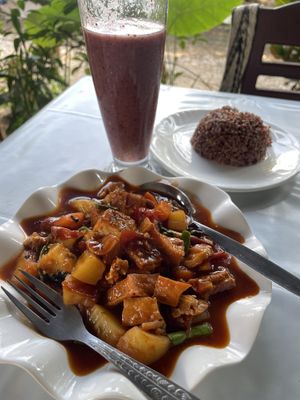 Sweet’n’sour Tofu  at Kapphet Vegan in Vang Vieng