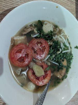 Tom Yum at Kapphet Vegan in Vang Vieng