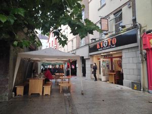 Outside dining at Kyoto in Waterford