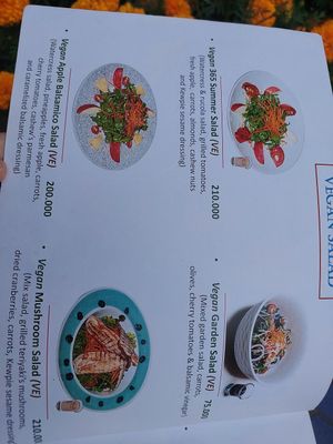 Vegan salads #Veganuary at 365 Degrees Pizzeria in Thao Dien