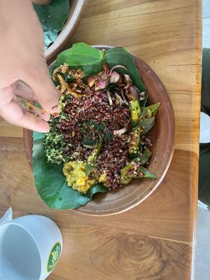 All is vegan? It's very gooood! So happy! at Ranbath in Colombo