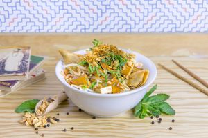 Bobun Tofu Samoussas at Phood in Orleans