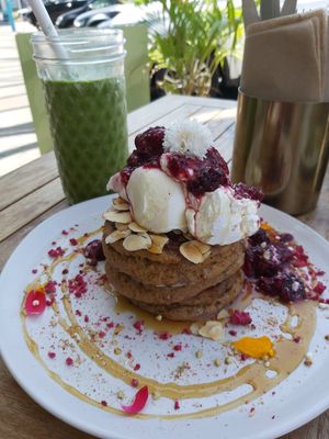 Vegan and gluten-free buckwheat/banana pancakes at Gratitude in Tauranga
