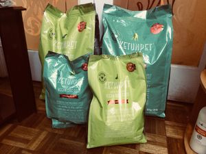 Vegan dog food  at Biofilia Eco Cosmetica in Vina Del Mar