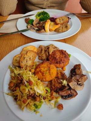 Buffet at DaTerra in Aveiro