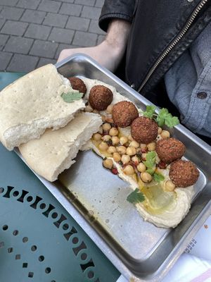 Hummus dio  at Kunsthauscafé in Graz