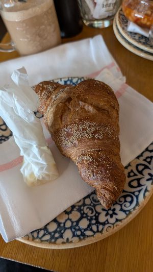Vegan croissant at Kunsthauscafé in Graz