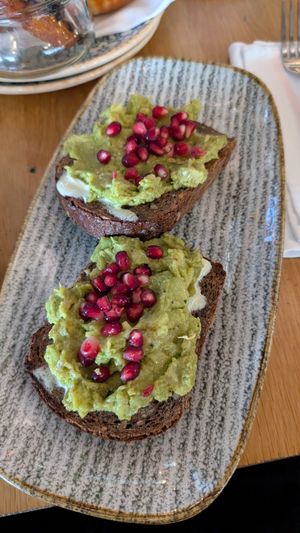 Bread with avocado smash at Kunsthauscafé in Graz