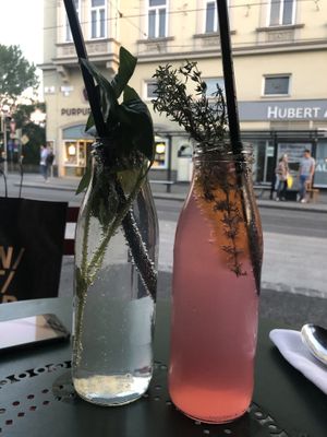 Leckere Getränke  at Kunsthauscafé in Graz