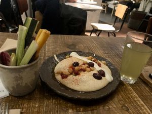 Hummus de kalamata  at Honest Greens - Plaça Catalunya in Barcelona