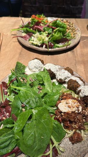 HG 🌱❤️ #Veganuary at Honest Greens - Plaça Catalunya in Barcelona