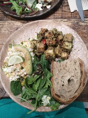  at Honest Greens - Plaça Catalunya in Barcelona