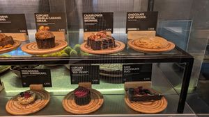 Cakes at Honest Greens - Plaça Catalunya in Barcelona