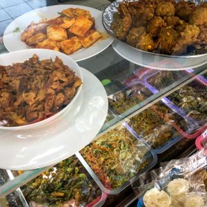Buffet Selection  at Berkah Vegan in Dalung