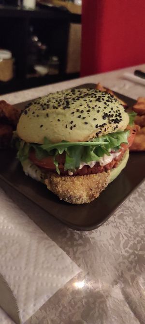 Elf burger at Flower Burger in Verona