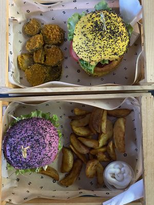   at Flower Burger in Verona