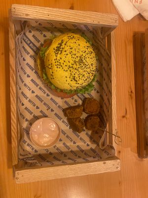 Chickpea burger with Flowe Bombs  at Flower Burger in Verona