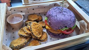  at Flower Burger in Verona