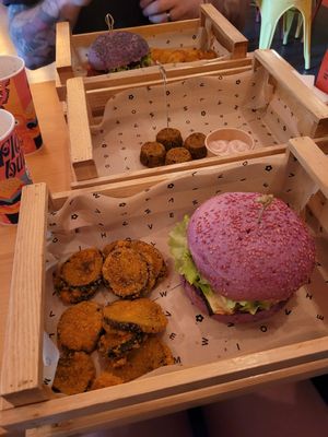  at Flower Burger in Verona