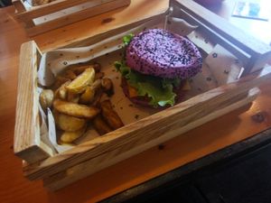  at Flower Burger in Verona